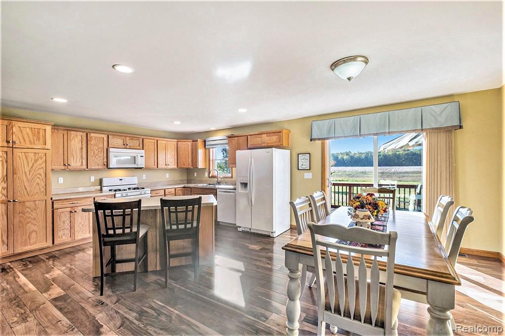 3720 CASTLE Road, North Branch, MI 48461 — Photo 4