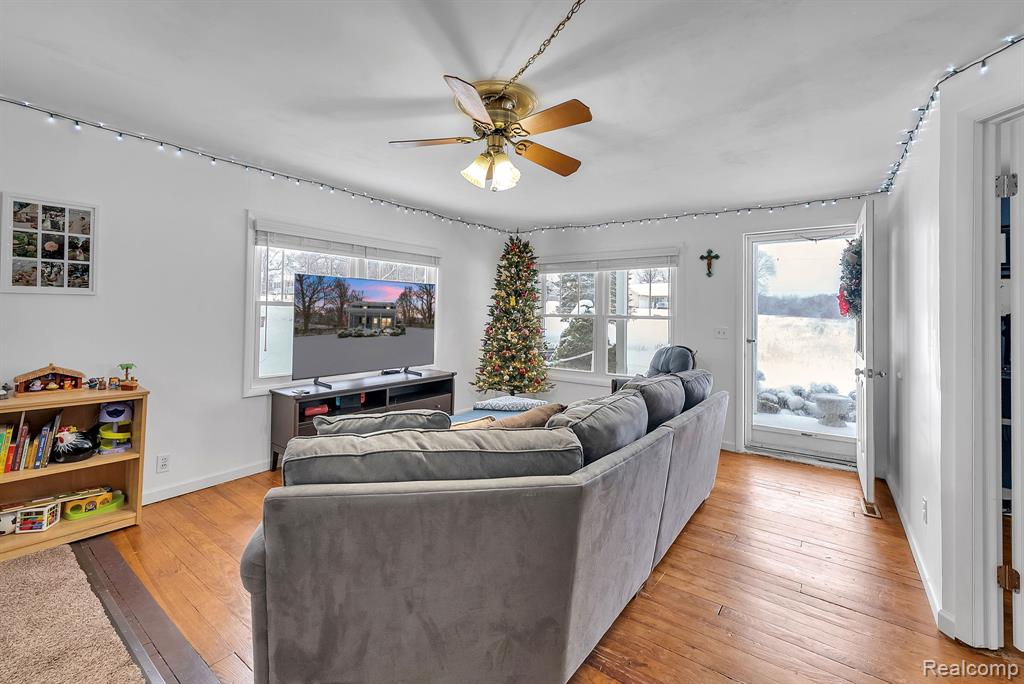 4990 Bolla Road, Ypsilanti, MI 48197 — Photo 8