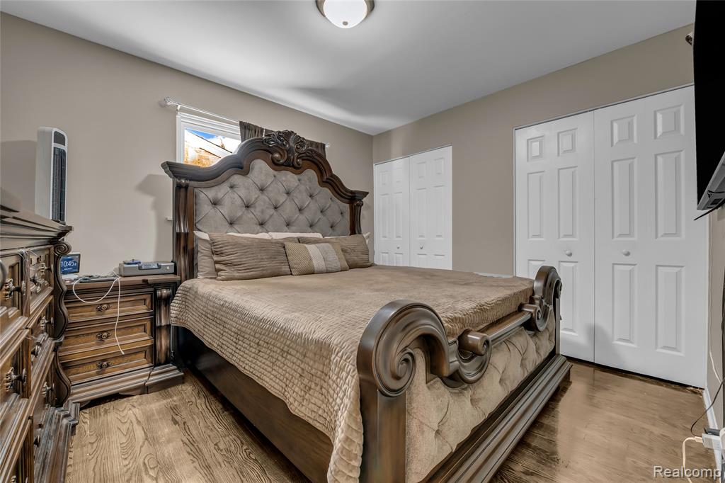 245 N Walnut Street, Mount Clemens, MI 48043 — Photo 18