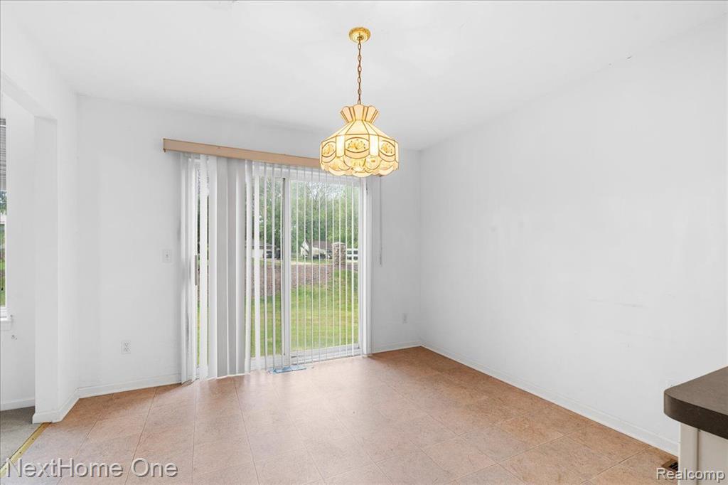 43379 DANIEL Drive, Van Buren, MI 48111 — Photo 11