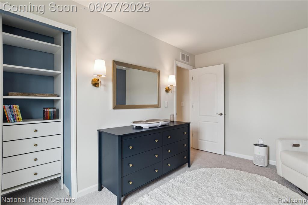 5241 Marie Lane, Sterling Heights, MI 48310 — Photo 33