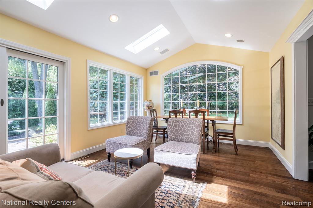 31467 Old Cannon Road, Beverly Hills, MI 48025 — Photo 16