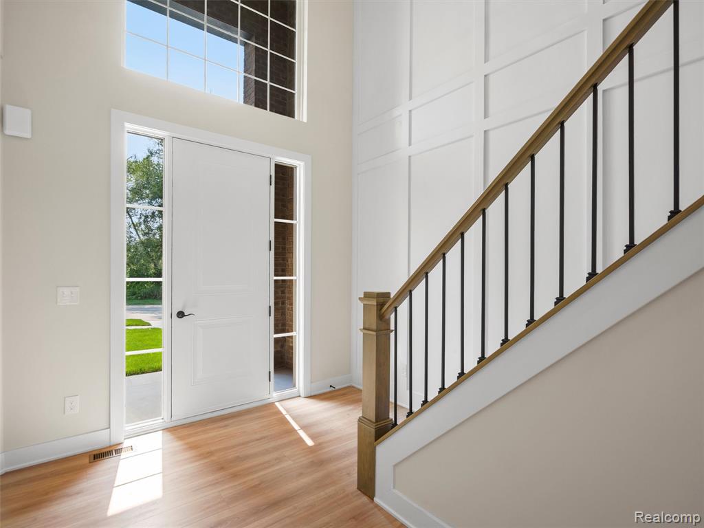 45070 TWIN RIVER Drive, Macomb, MI 48044 — Photo 18