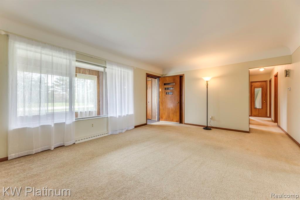 206 E Park Street, Capac, MI 48014 — Photo 5
