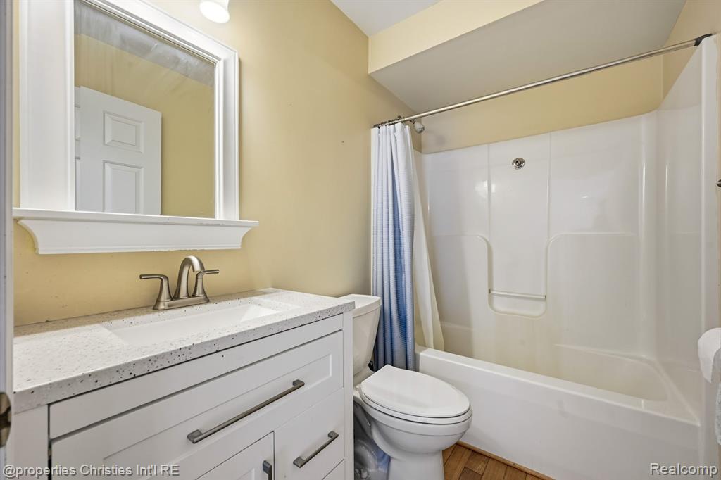 8896 Redstone Drive, Pinckney, MI 48169 — Photo 12