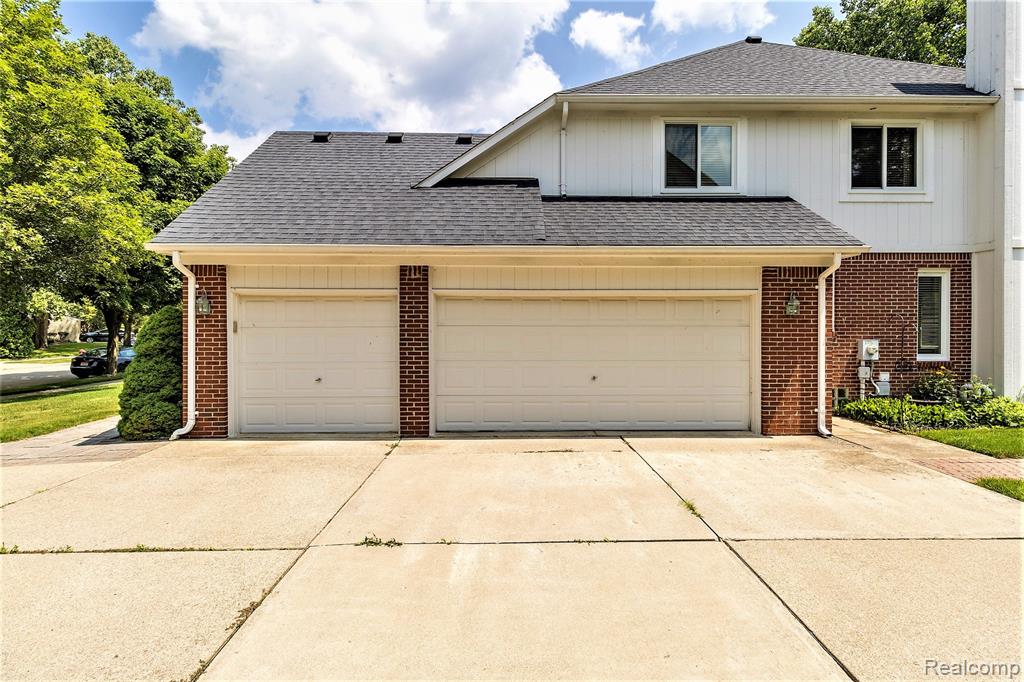 5648 Whitfield Drive, Troy, MI 48098 — Photo 32