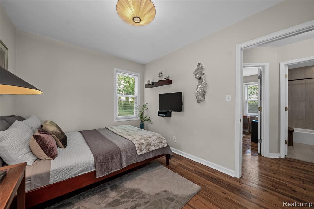 4379 Cedar Avenue, West Bloomfield, MI 48323 — Photo 19