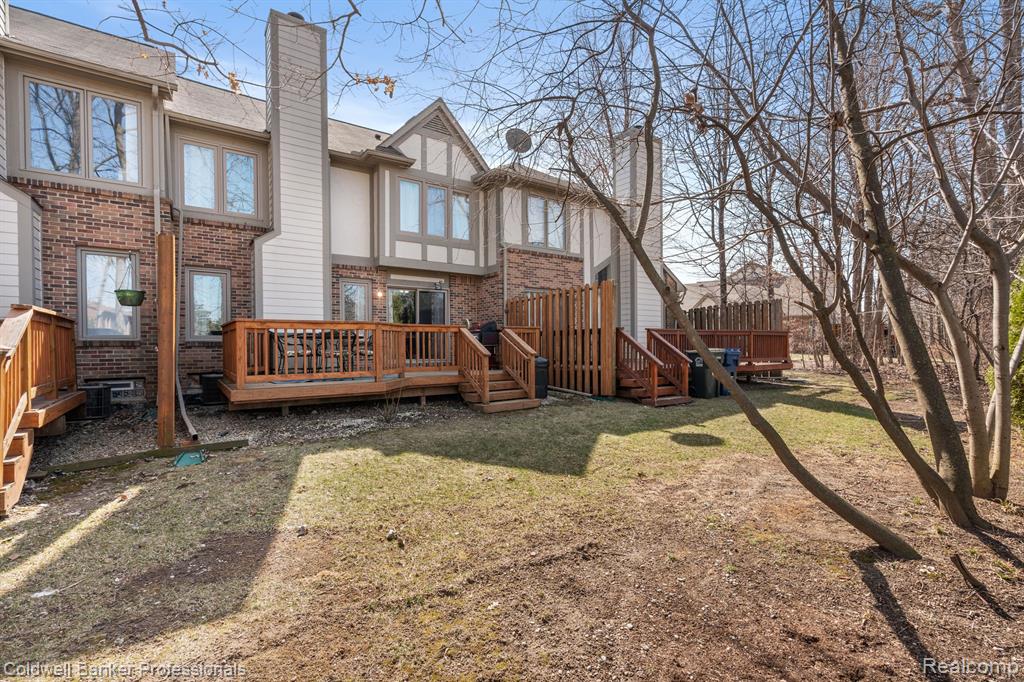 42046 SARATOGA Circle, Canton, MI 48187 — Photo 34