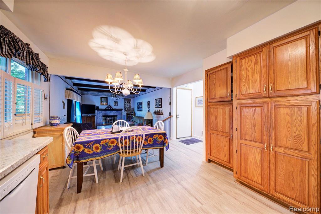 42437 Majestic Court, Canton, MI 48188 — Photo 16