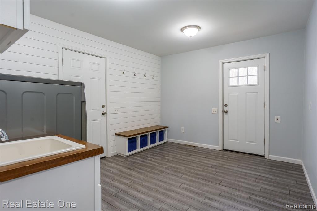 735 Columbiaville Road, Columbiaville, MI 48421 — Photo 24