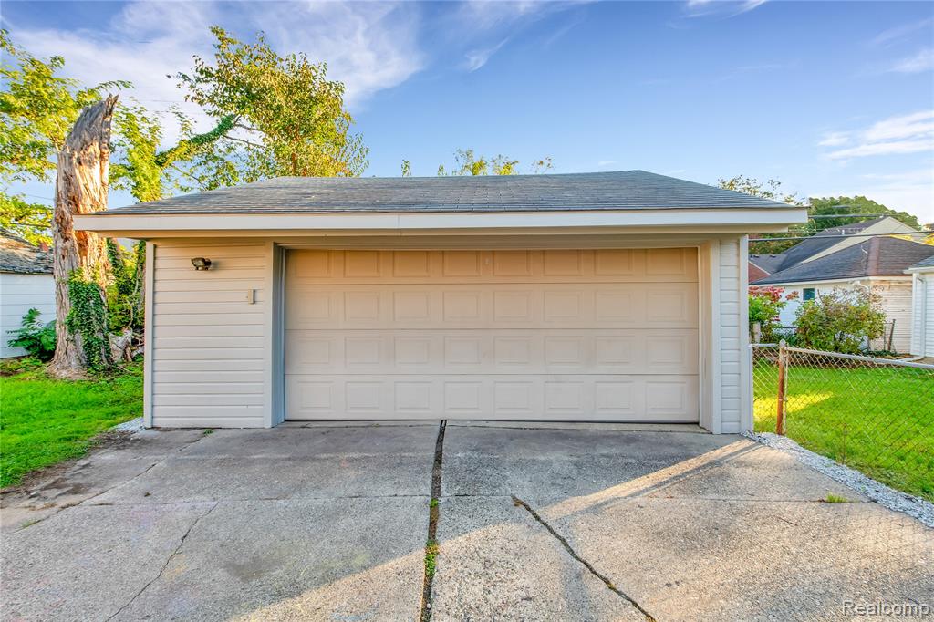 580 Alter Road, Detroit, MI 48215 — Photo 5