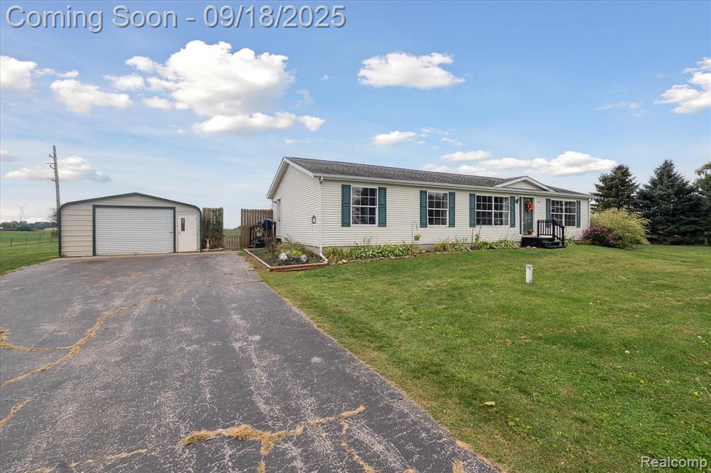 6095 Caro Road, Vassar, MI 48768 — Photo 2