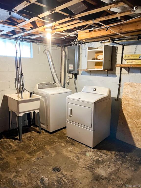 7626 W PARKWAY Street, Detroit, MI 48239 — Photo 15