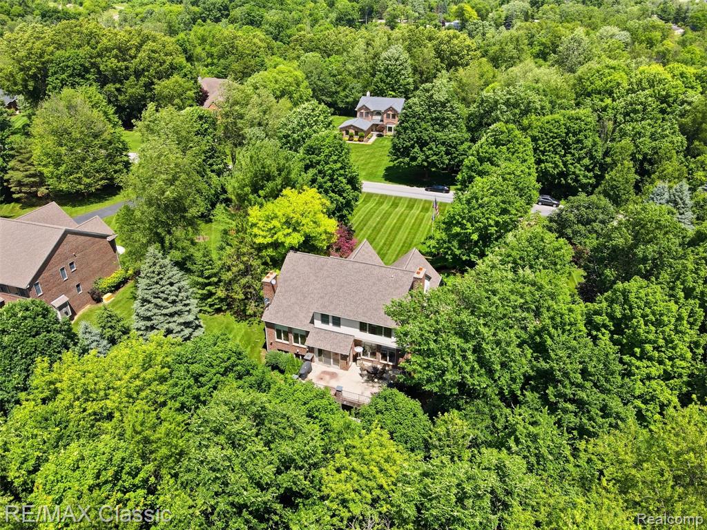 8033 Pine Ridge Court, Northville, MI 48168 — Photo 41