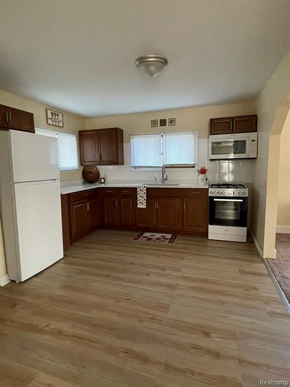 5894 Balfour Avenue, Allen Park, MI 48101 — Photo 9