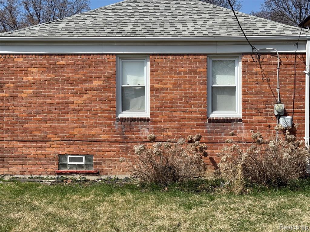 3339 S Liddesdale Street, Detroit, MI 48217 — Photo 3
