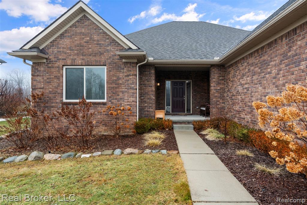 5439 Morgan Lake Drive, Clarkston, MI 48348 — Photo 5