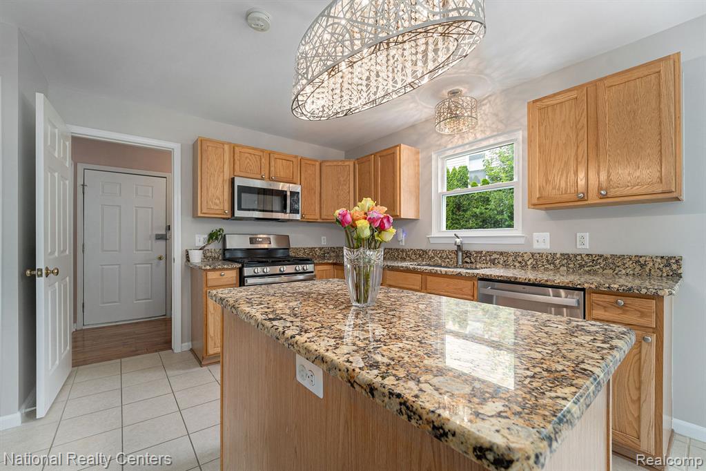 3065 FENVIEW Drive, Ann Arbor, MI 48108 — Photo 14