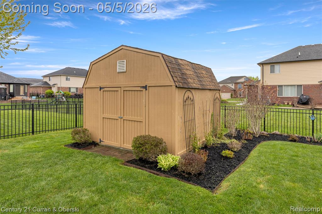22254 Rhys Drive, Macomb, MI 48042 — Photo 42