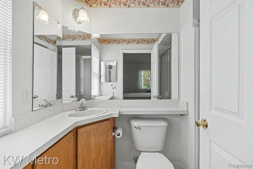41273 Greenspire Drive, Clinton Twp, MI 48038 — Photo 25