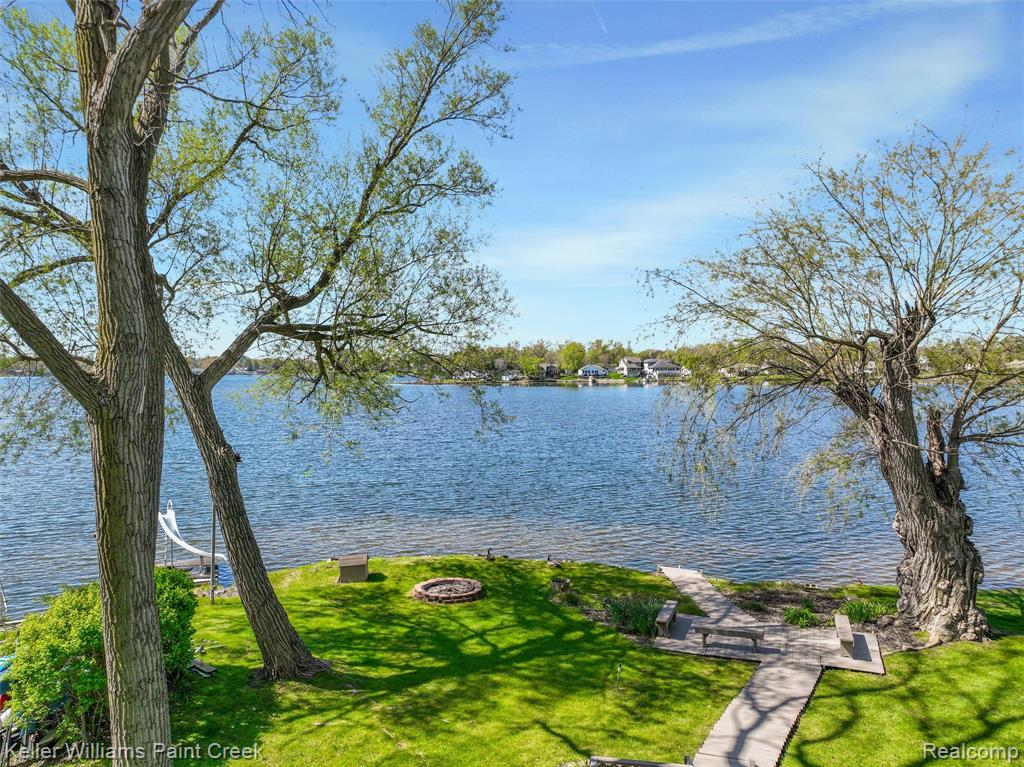 10045 Highland Road, White Lake, MI — Photo 60