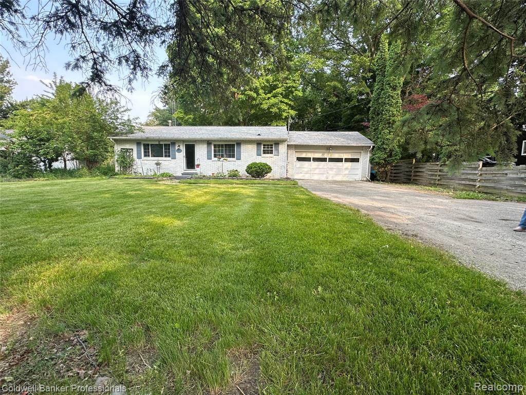 937 State Road, Fenton, MI 48430 — Photo 3