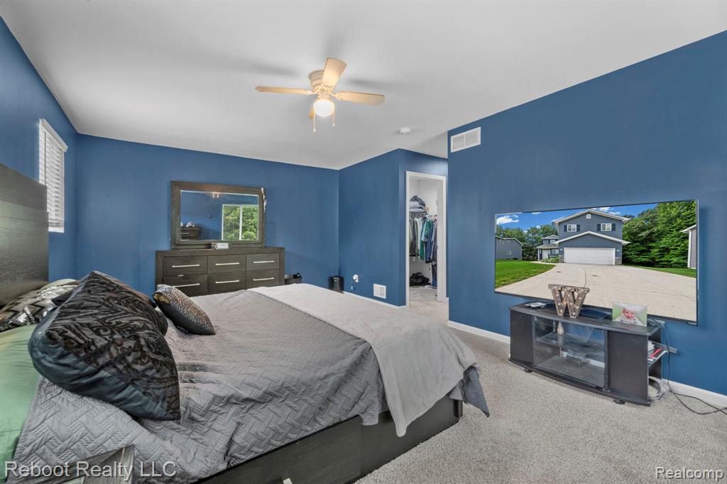 6555 Skylar Lane, Waterford, MI 48327 — Photo 15