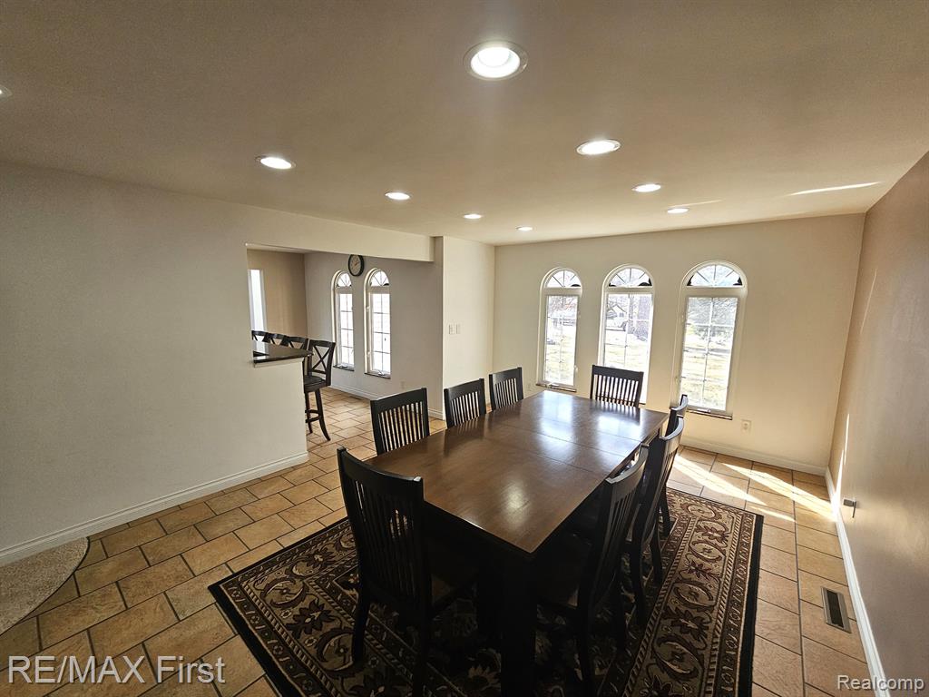 700 BYRAM LAKE Drive, Linden, MI 48451 — Photo 16