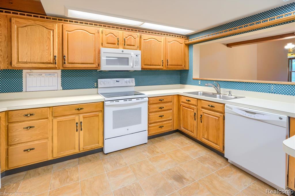 5279 Metamora Road, Metamora, MI 48455 — Photo 21