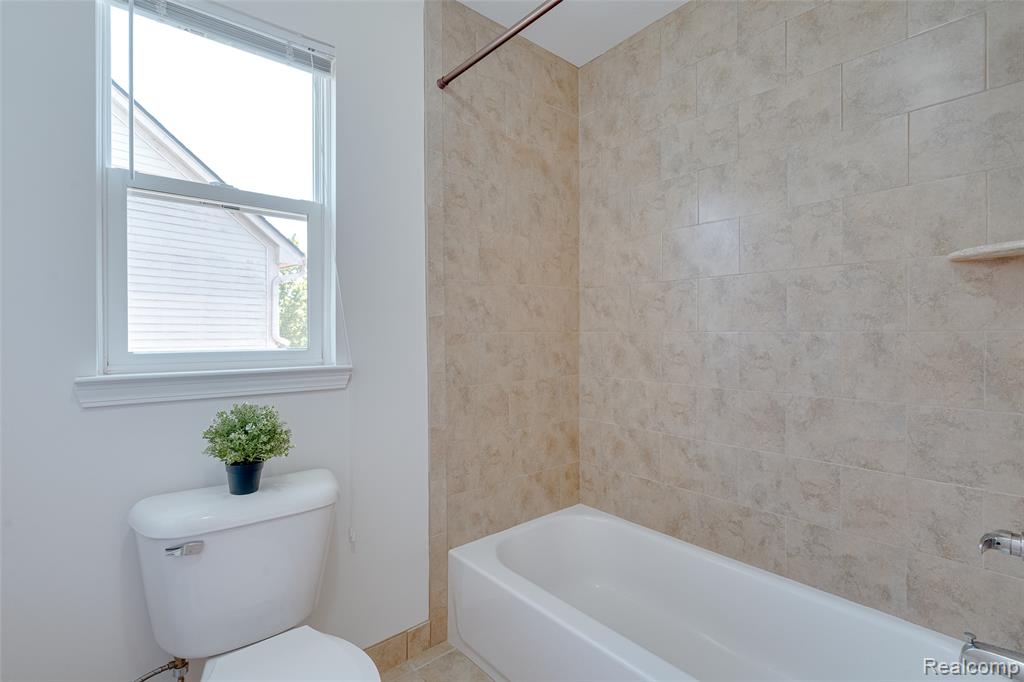 28386 Cottage Lane, New Hudson, MI 48165 — Photo 47