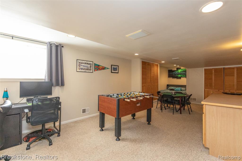 12567 BLUEBERRY Lane, Davisburg, MI 48350 — Photo 43
