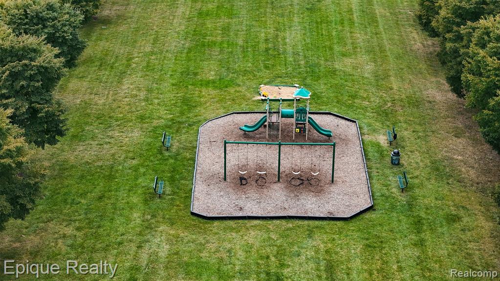 49635 Courtyard Lane, Canton, MI 48188 — Photo 51