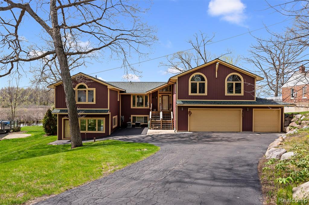 2745 Lari Court, West Bloomfield, MI 48324 — Photo 41