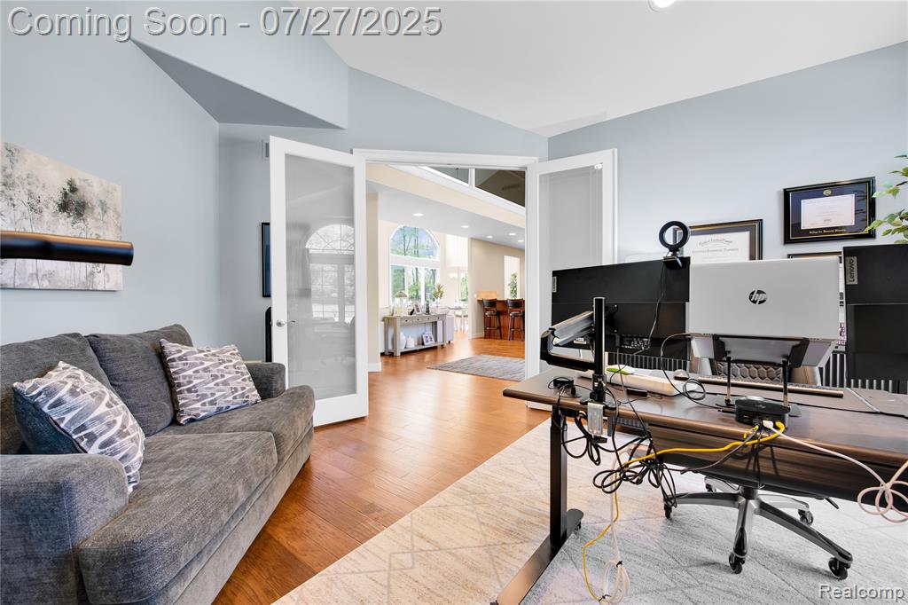 736 Inverness, Highland, MI — Photo 13