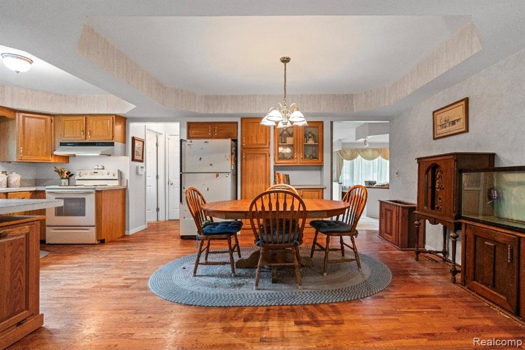439 Windmill Point Drive, Flushing, MI 48433 — Photo 10
