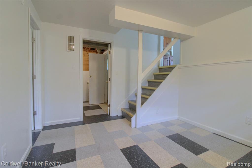 1671 FOLEY Avenue, Ypsilanti, MI 48198 — Photo 10