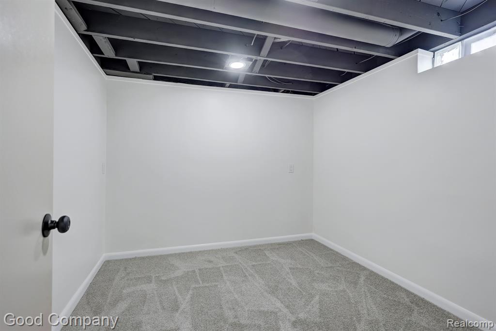 24250 Majestic Street, Oak Park, MI 48237 — Photo 50