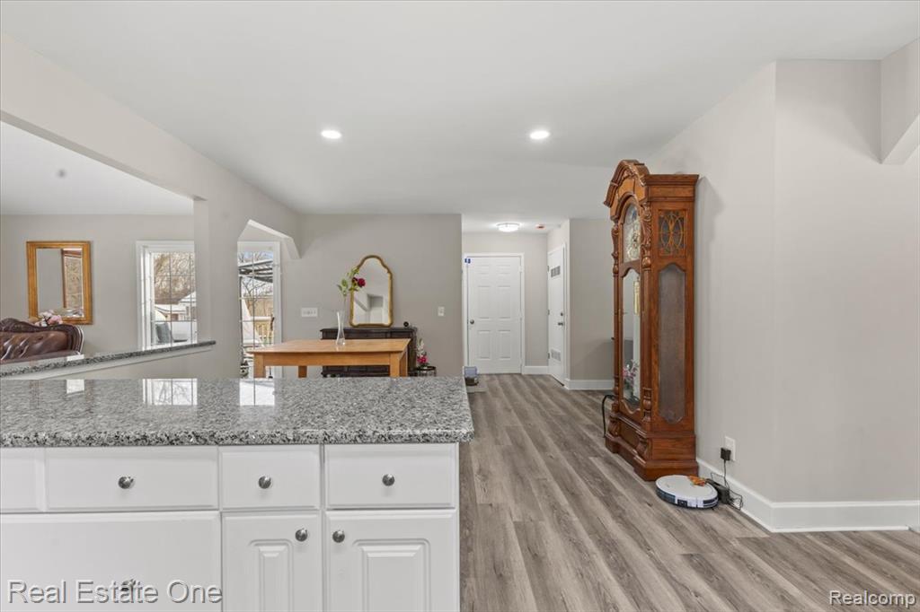 2931 Wisconsin Road, Troy, MI 48083 — Photo 26