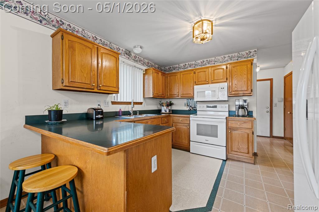 54860 Pimenta Drive, Macomb, MI 48042 — Photo 8