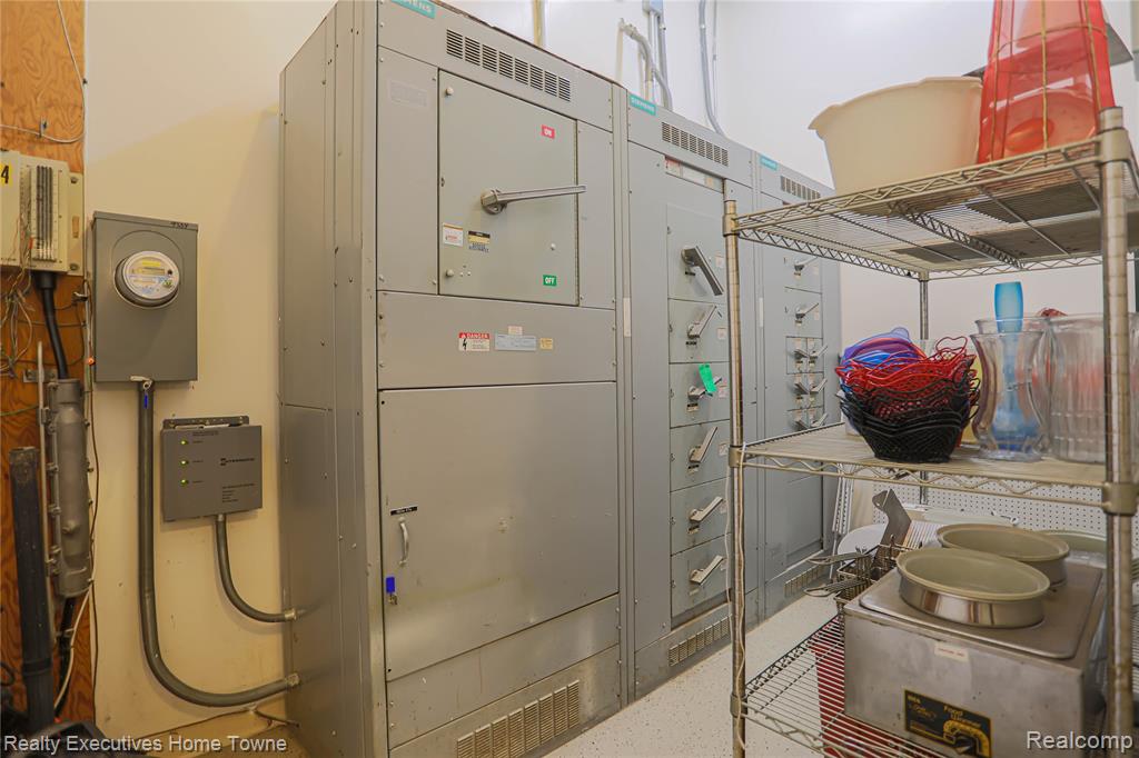 9334 River Road, Algonac, MI, 48001