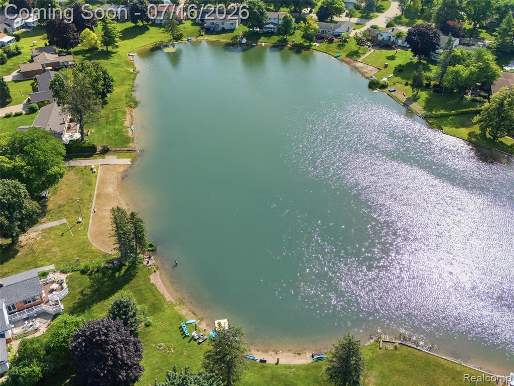 6229 Sandshores Drive, Troy, MI 48085 — Photo 24