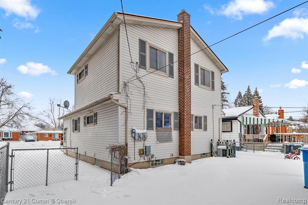 8054 ROBINDALE Avenue, Dearborn Heights, MI 48127 — Photo 34