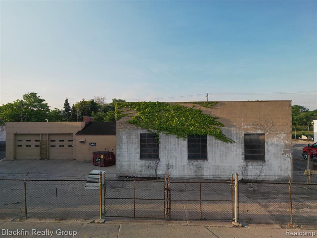 15410 Harper Avenue, Detroit, MI 48224 — Photo 4
