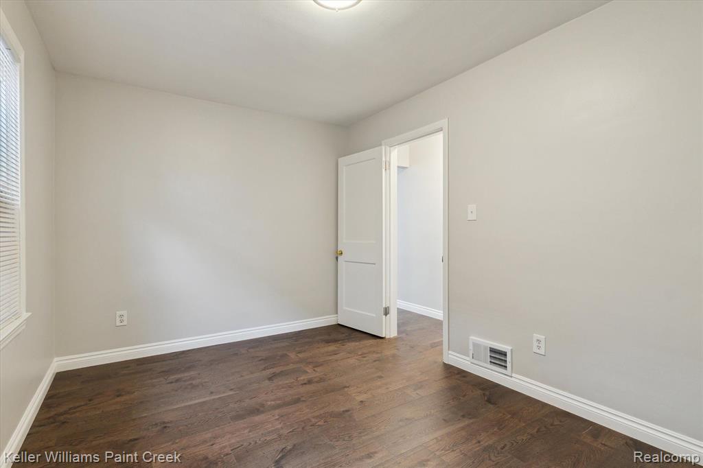 4677 Chatsworth Street, Detroit, MI 48224 — Photo 13