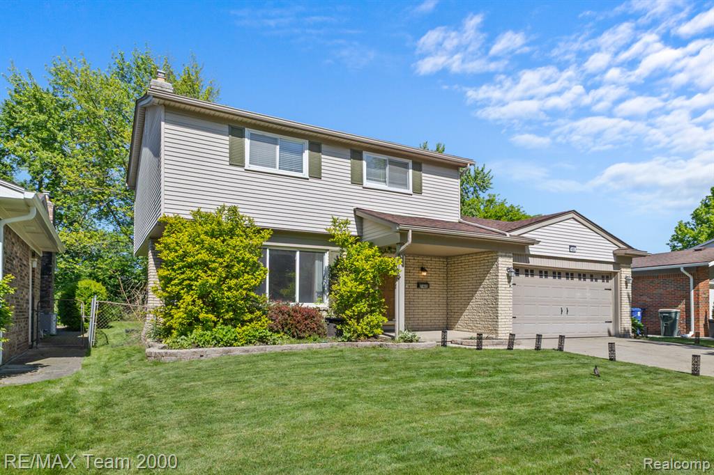 7485 Pointe Drive, Canton, MI 48187 — Photo 3