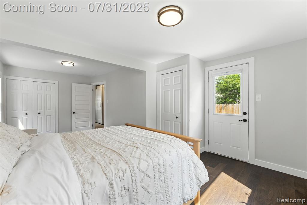 910 Maplegrove Avenue, Royal Oak, MI 48067 — Photo 17