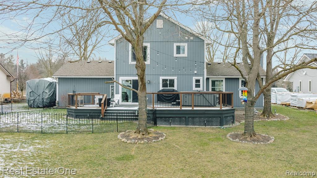 4083 W MAPLE Road, Wixom, MI 48393 — Photo 63