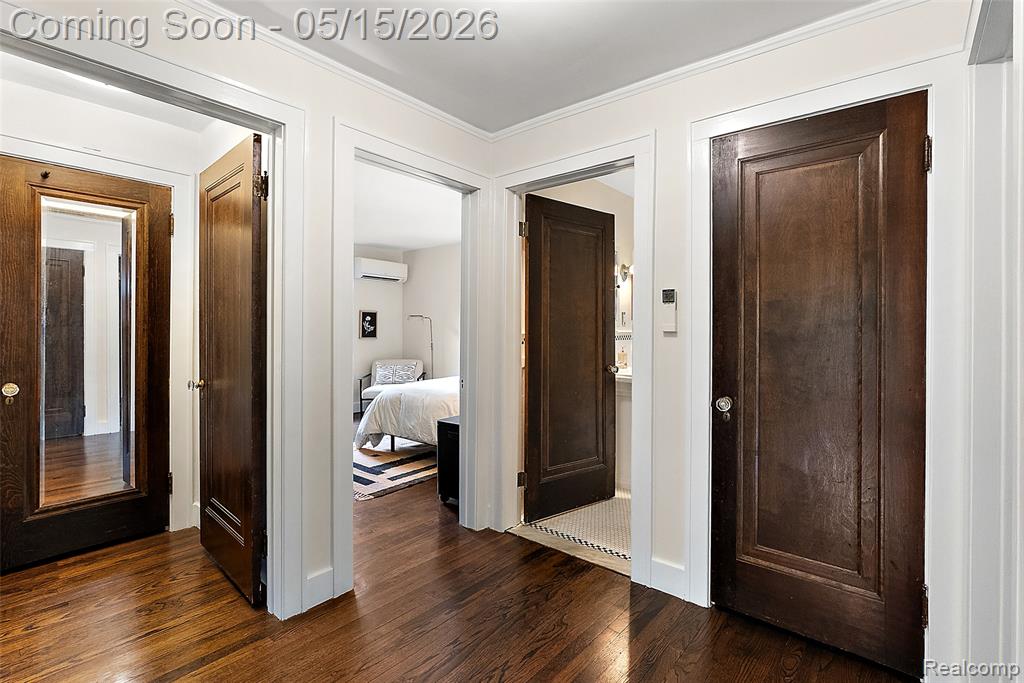 26329 York Road, Huntington Woods, MI — Photo 28