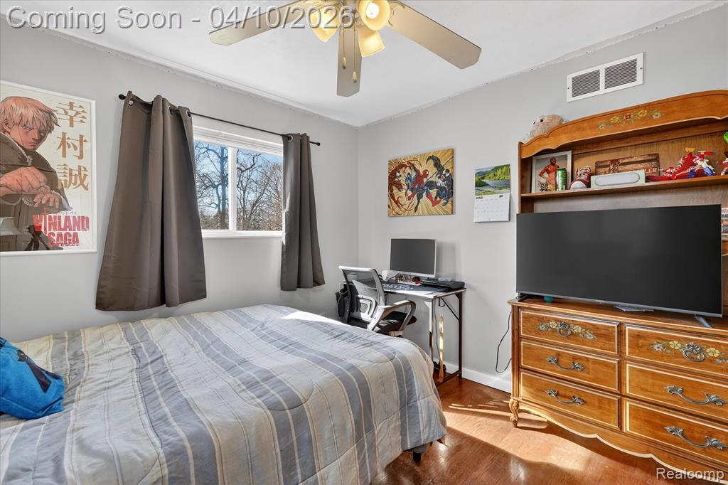 4397 Sulgrave Drive, Swartz Creek, MI 48473 — Photo 19