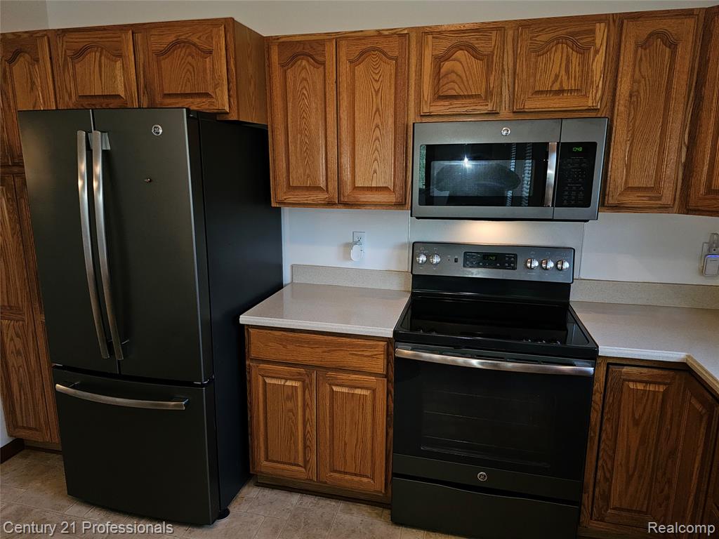 9257 Monica Drive, 83, Davison, MI 48423 — Photo 23